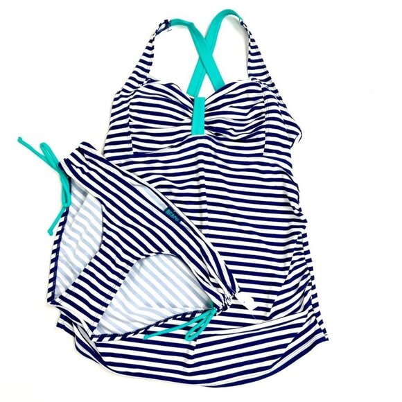 NWT Motherhood Maternity Beach Bump Tankini Swimsuit Set. Allover Stripe. Size S - Picture 1 of 15